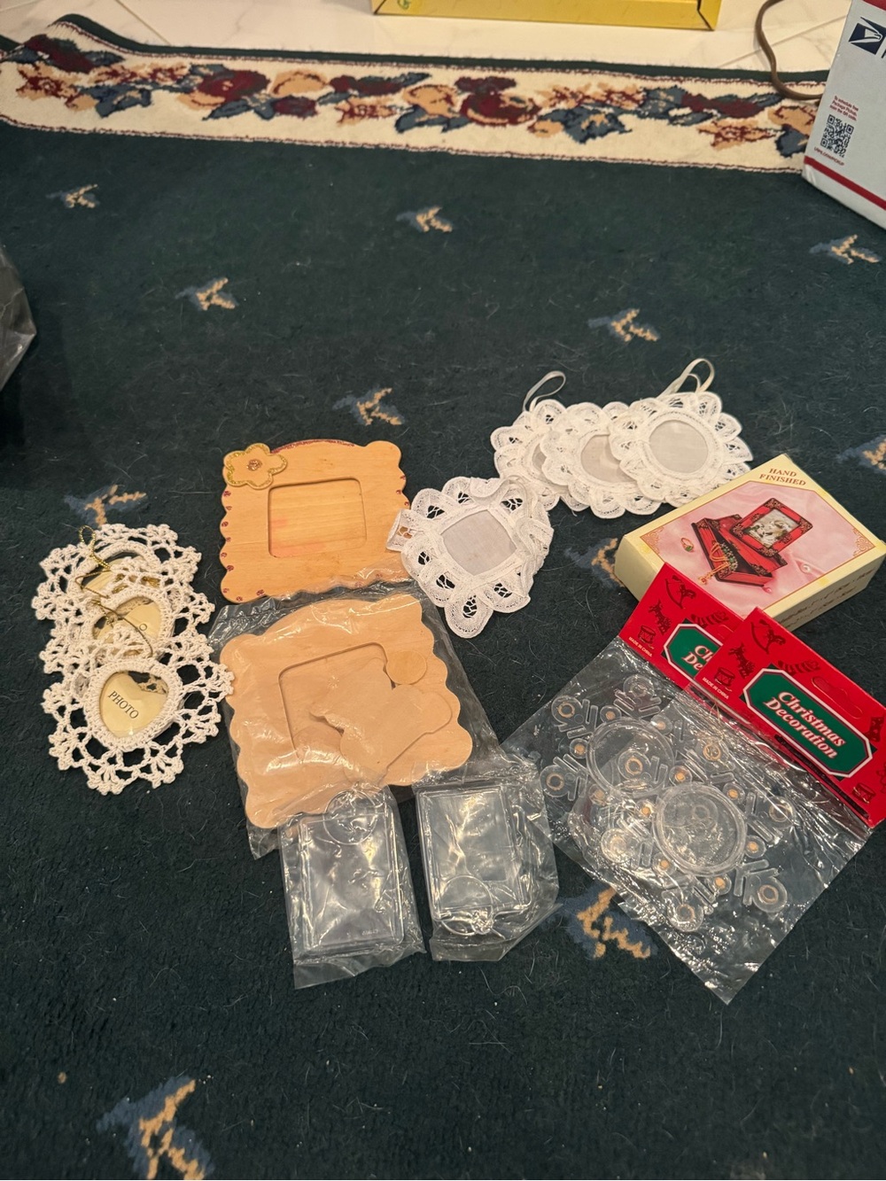 Handmade Wood and Lace & Photo Frame Set - White and Natural